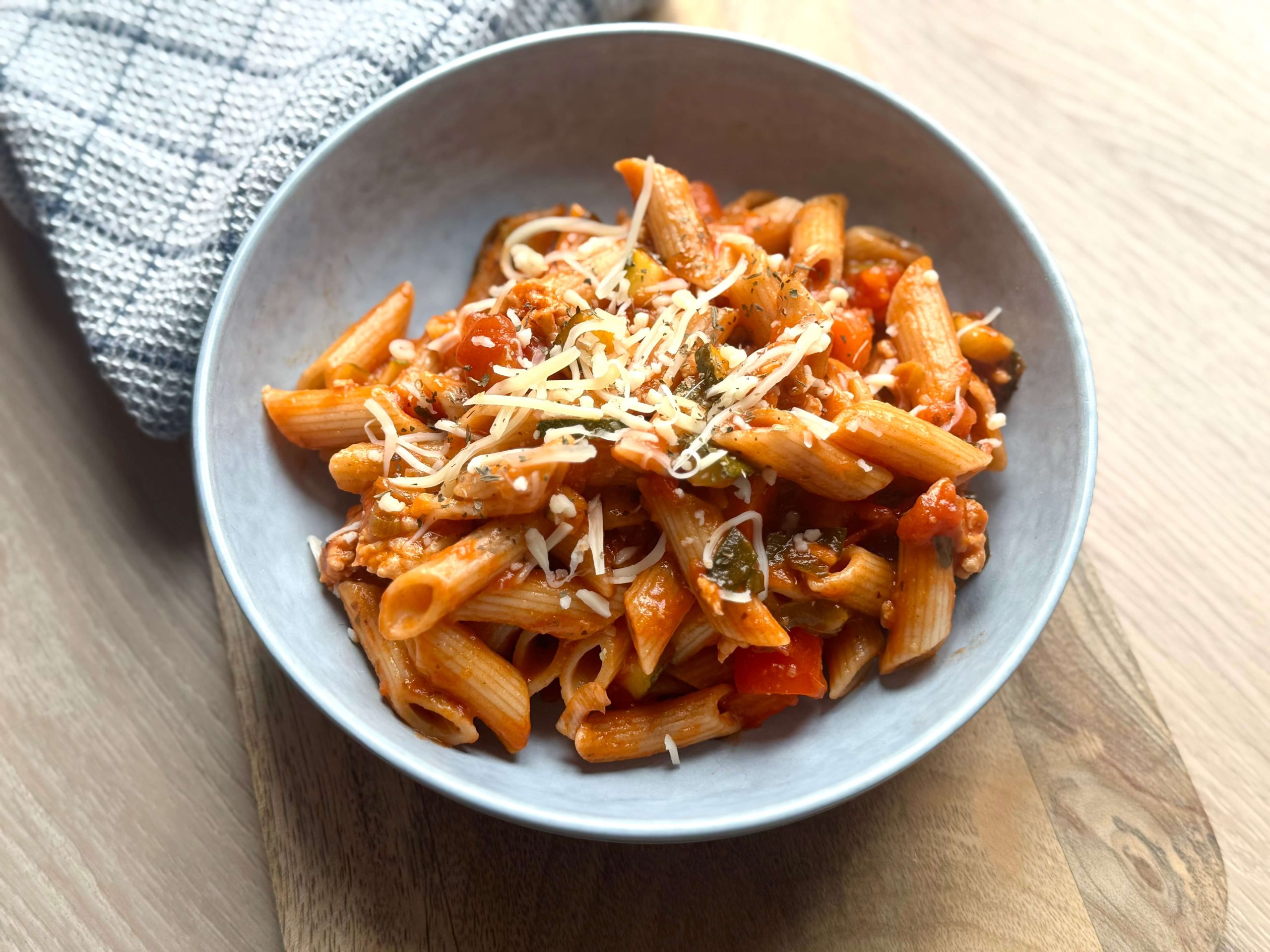 Low FODMAP pasta bolognese